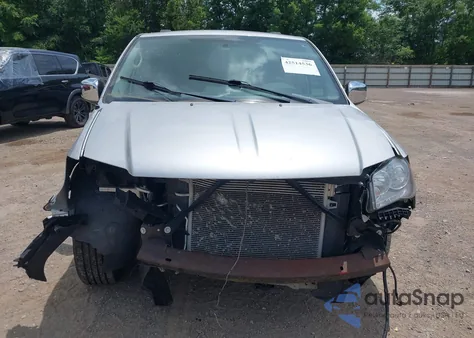 2011 Chrysler Town & Country Touring-L из США, поврежденный, VIN 2A4RR8DG9BR655859